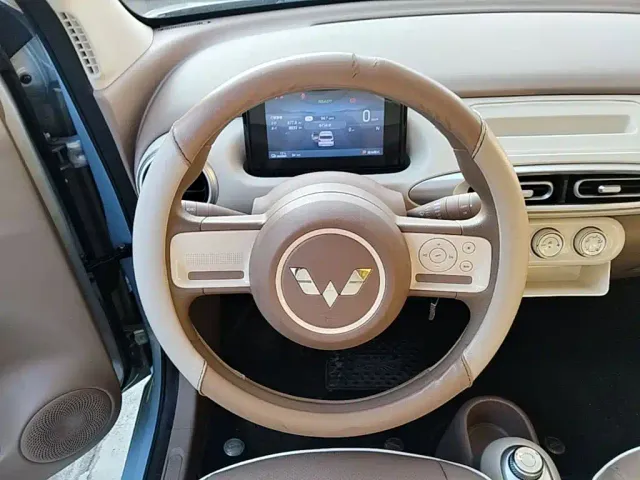 Wuling Hongguang Mini EV — Фото автомобиля 6