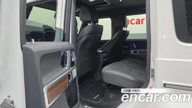 Mercedes-Benz G-Class — Фото автомобиля 14