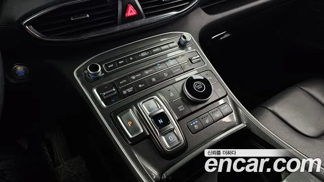 Hyundai Santa Fe — Фото автомобиля 12