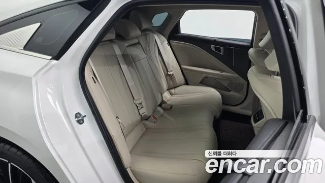 Kia K8 (New) Hybrid — Фото автомобиля 17