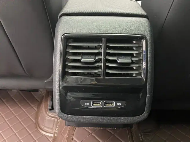Volkswagen Sagitar — Фото автомобиля 27