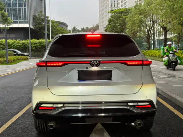 Toyota Venza — Фото автомобиля 7