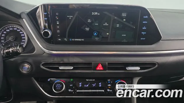 Hyundai Sonata — Фото автомобиля 18