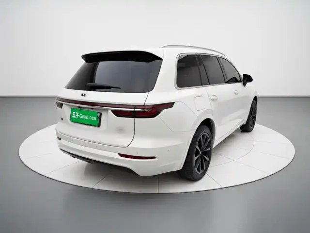 Li Auto ONE — Фото автомобиля 6