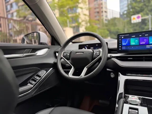 Haval H6 — Фото автомобиля 10