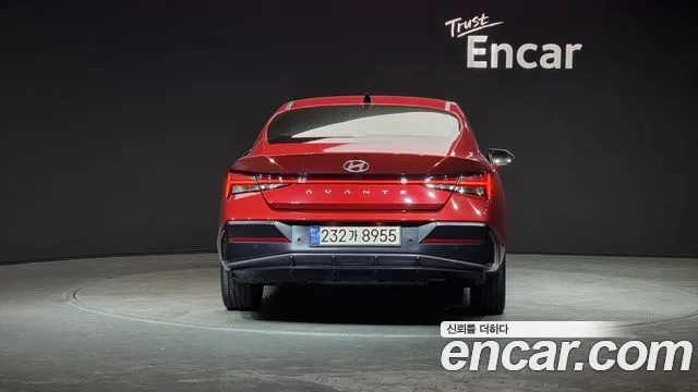 Hyundai Avante CN7 — Фото автомобиля 4