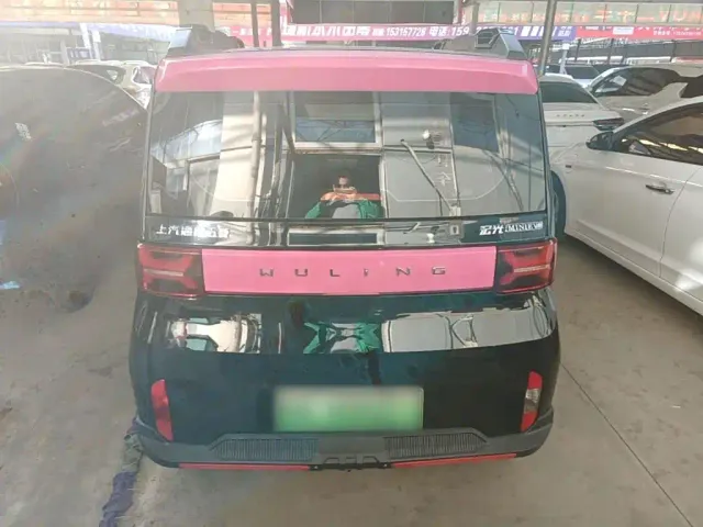 Wuling Hongguang Mini EV — Фото автомобиля 5