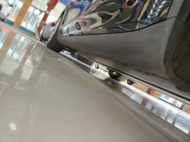 Tesla Model Y — Фото автомобиля 21