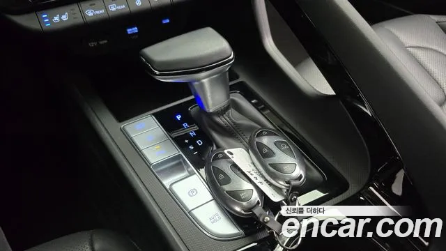 Hyundai Avante — Фото автомобиля 9