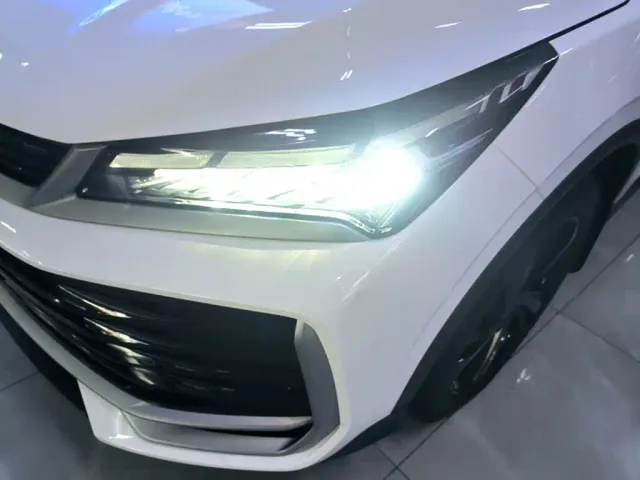 Geely Binyue — Фото автомобиля 13