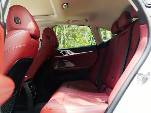 BMW 4 Series — Фото автомобиля 9