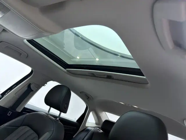 Volkswagen Passat — Фото автомобиля 15