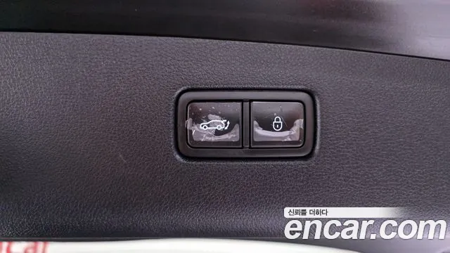 Genesis GV70 2.5T Бензин AWD — Фото автомобиля 8