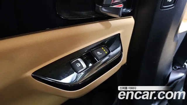 Kia Canival Carnival 4 поколение Бензин 9 мест Noblesse — Фото автомобиля 19