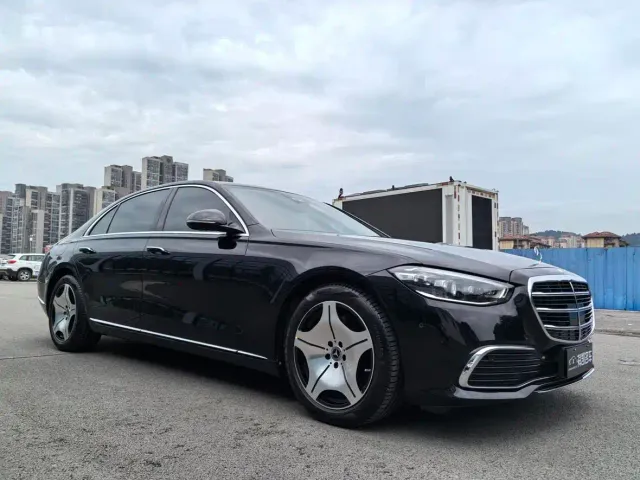 Mercedes-Benz S-Class — Фото автомобиля 3