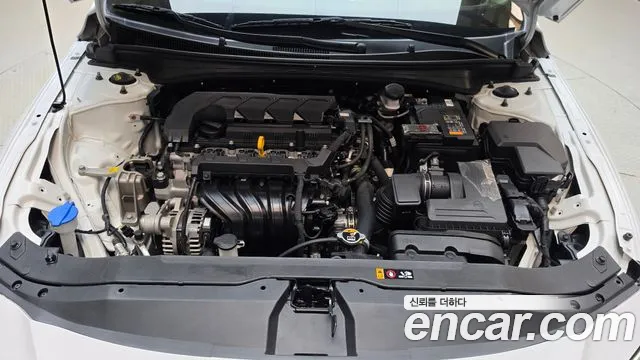 Hyundai Avante CN7 — Фото автомобиля 6