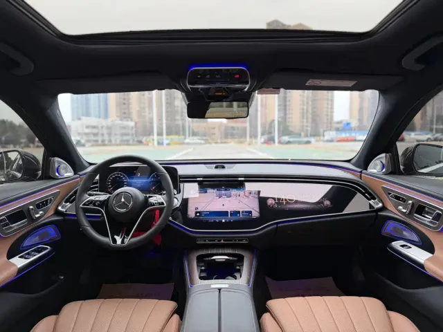 Mercedes-Benz E-Class — Фото автомобиля 9