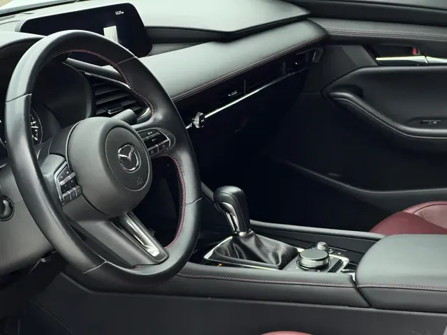 Mazda Mazda3 Axela 2021 2.0L Automatic Quality Elegance — Фото автомобиля 18