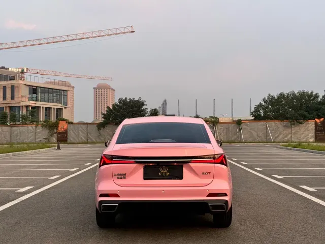 Roewe i5 — Фото автомобиля 6