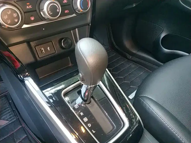 Nissan Sylphy — Фото автомобиля 13