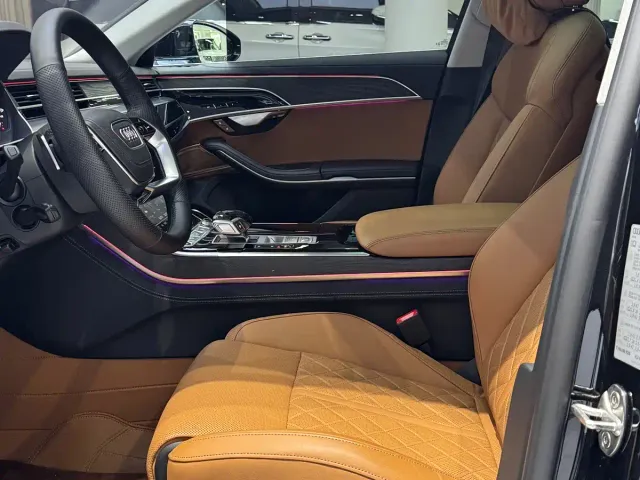 Audi A8 — Фото автомобиля 14