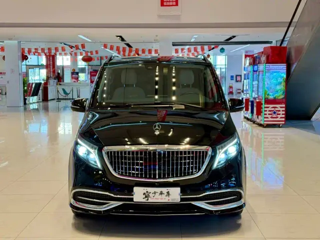 Mercedes-Benz V-Class — Фото автомобиля 3