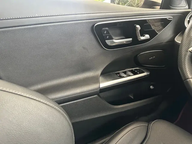 Mercedes-Benz C-Class — Фото автомобиля 29