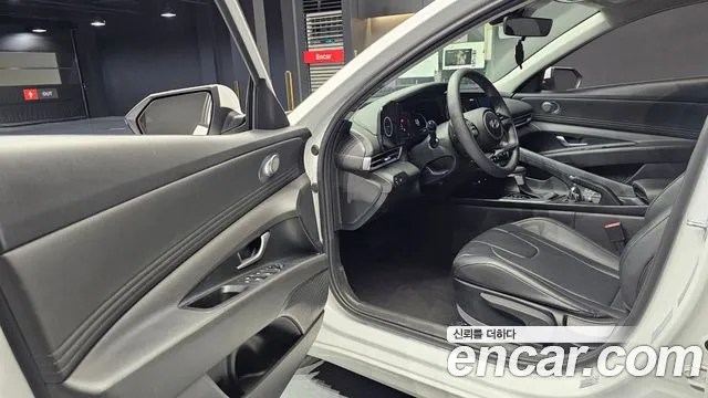 Hyundai Avante CN7 — Фото автомобиля 15