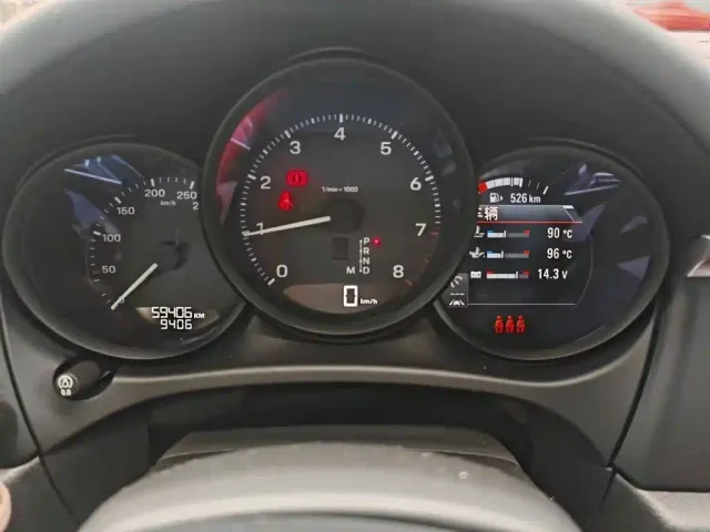 Porsche Macan — Фото автомобиля 16