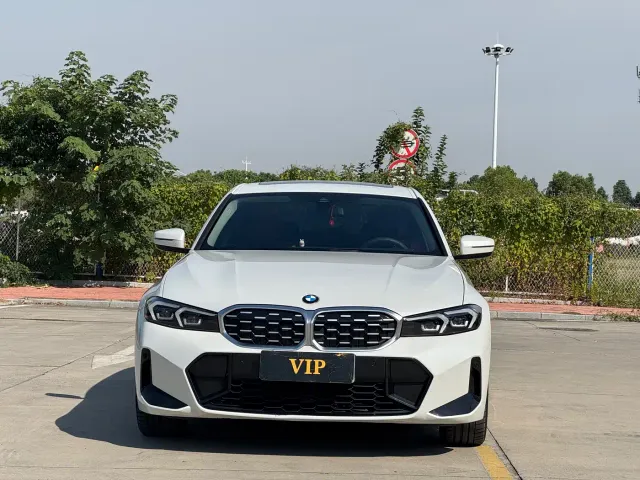 BMW 3 Series — Фото автомобиля 3