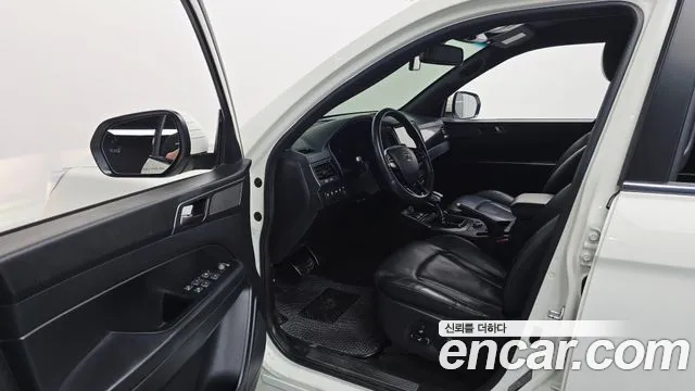 KG_Mobility_Ssangyong Rexton Новый Rexton Sport Khan Дизель 2.2 4WD — Фото автомобиля 10