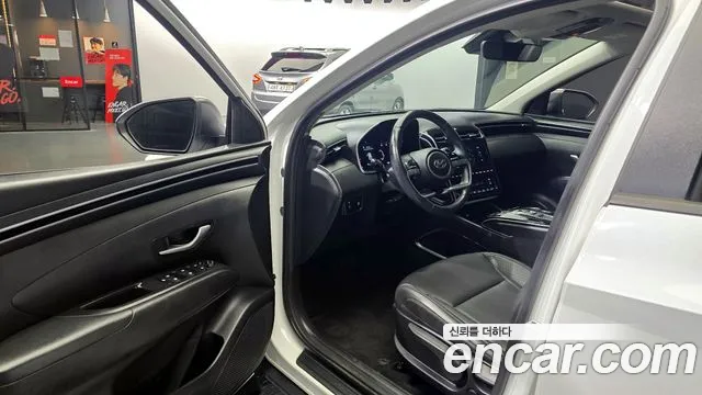 Hyundai Tucson Tucson (NX4) Дизель 2.0 2WD — Фото автомобиля 10