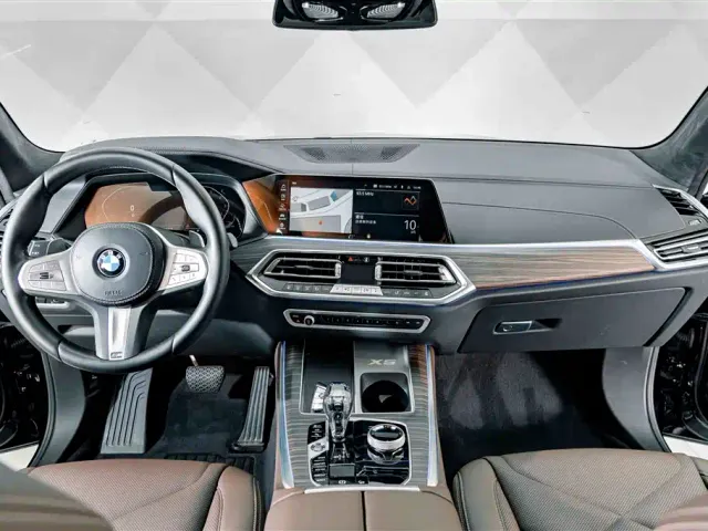 BMW X5 — Фото автомобиля 13