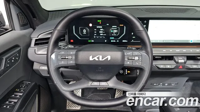 Kia EV9 — Фото автомобиля 13