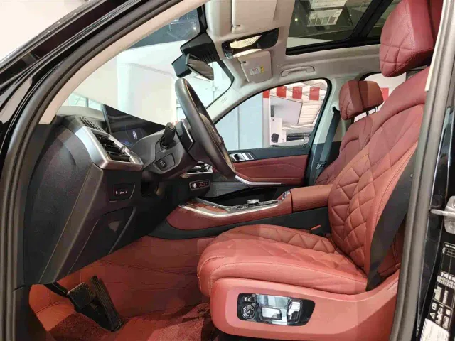 BMW X5 — Фото автомобиля 4