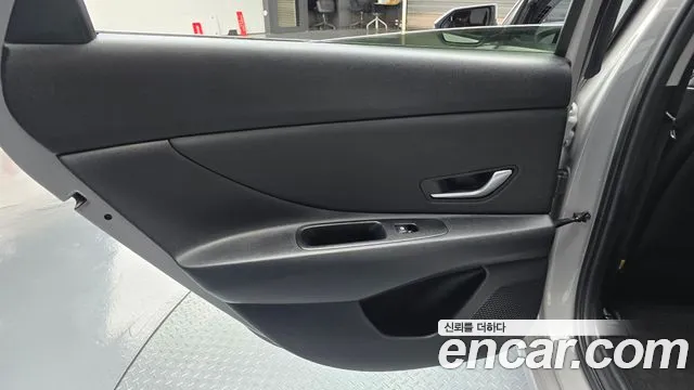 Hyundai Avante CN7 — Фото автомобиля 14