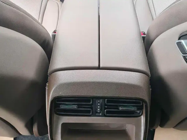 BYD Han — Фото автомобиля 12