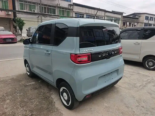Wuling Hongguang Mini EV — Фото автомобиля 4