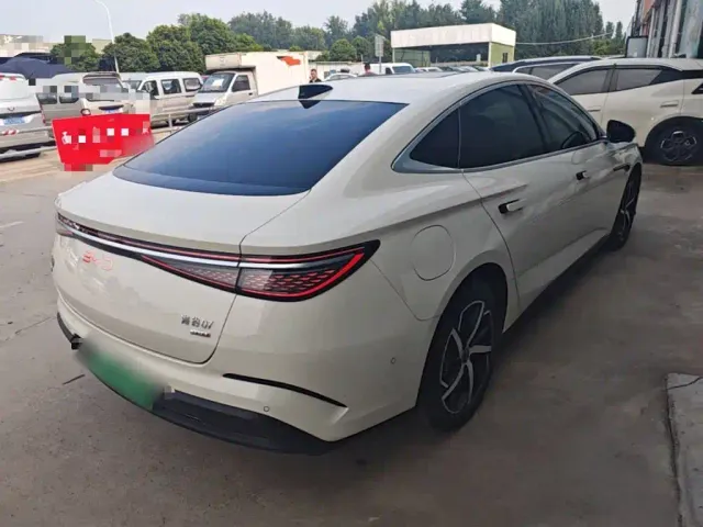 BYD Seal 07 DM-i — Фото автомобиля 6