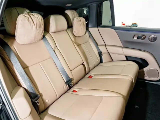 Li Auto i6 — Фото автомобиля 24