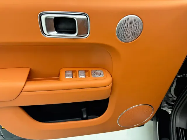 Li Auto L7 — Фото автомобиля 12