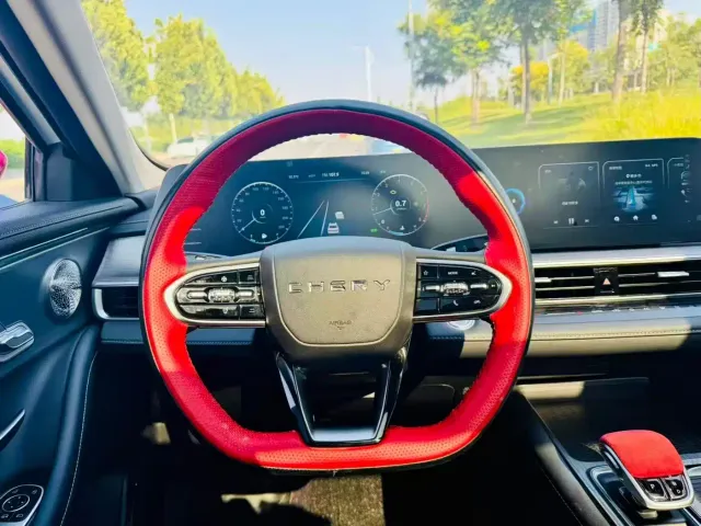 Chery Arrizo 8 — Фото автомобиля 7