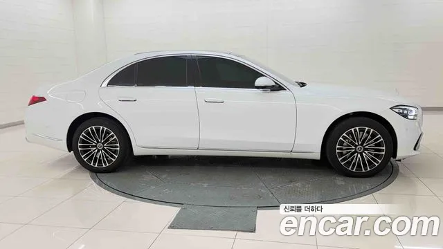 Mercedes-Benz S-Class — Фото автомобиля 6
