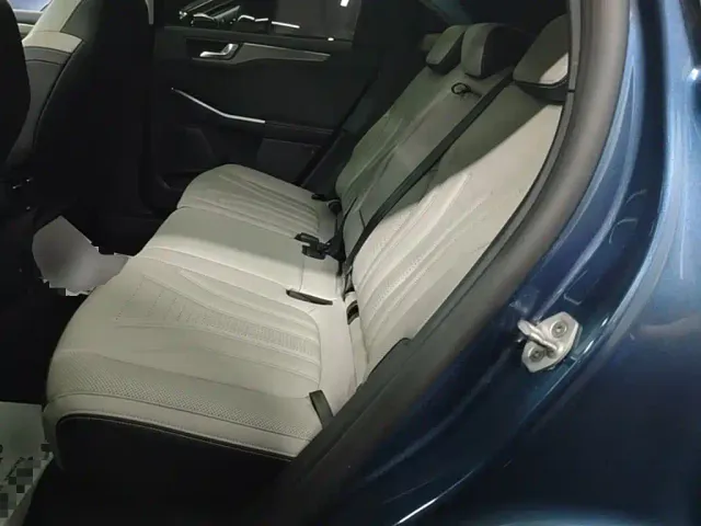 Ford Escape — Фото автомобиля 16