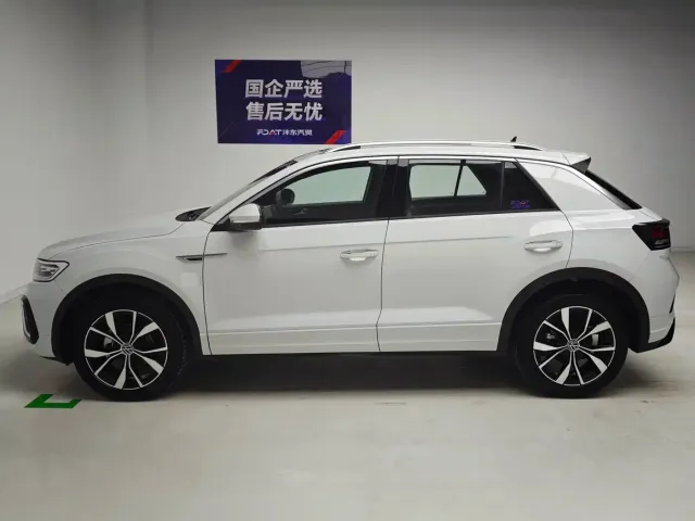 Volkswagen T-Roc — Фото автомобиля 9