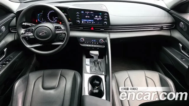 Hyundai AVANTE Smart — Фото автомобиля 6
