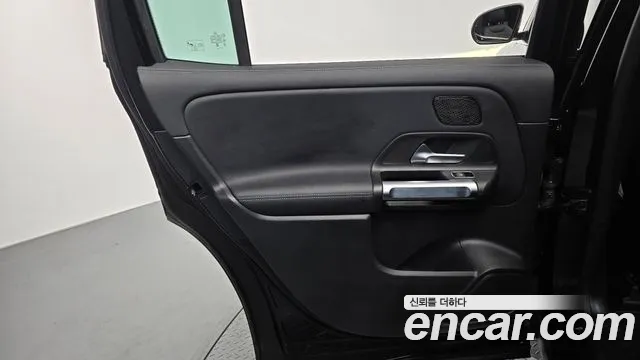 Mercedes-Benz EQB X243 — Фото автомобиля 14