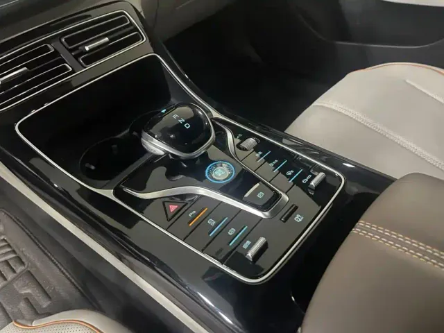 BYD Qin PLUS — Фото автомобиля 9