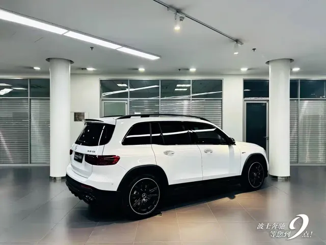 Mercedes-Benz GLB AMG — Фото автомобиля 4