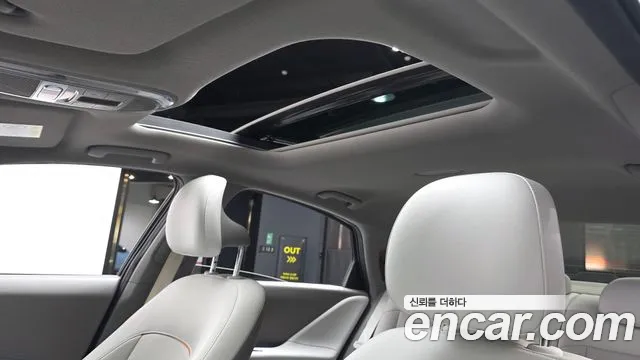 Hyundai Ioniq 6 — Фото автомобиля 24